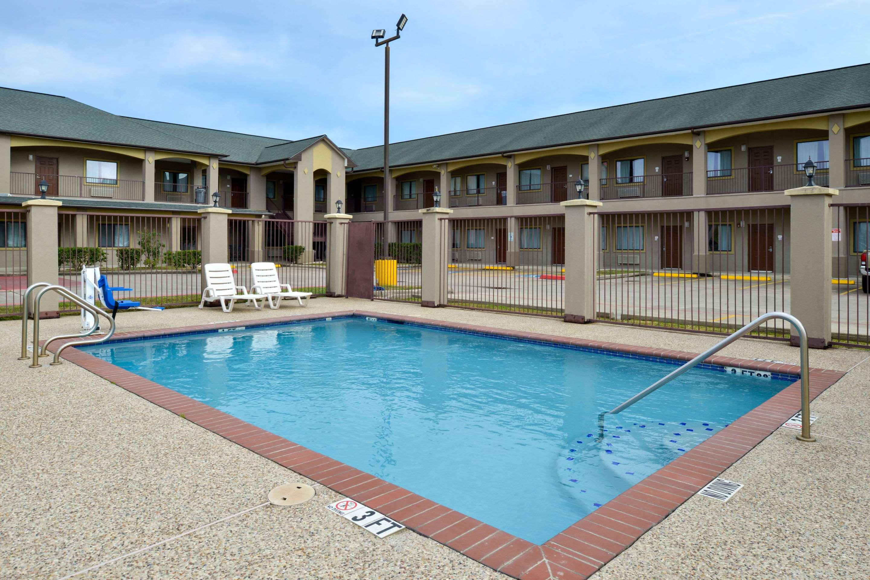 Econo Lodge Inn & Suites Port Arthur Near Sabine Pass Ngoại thất bức ảnh